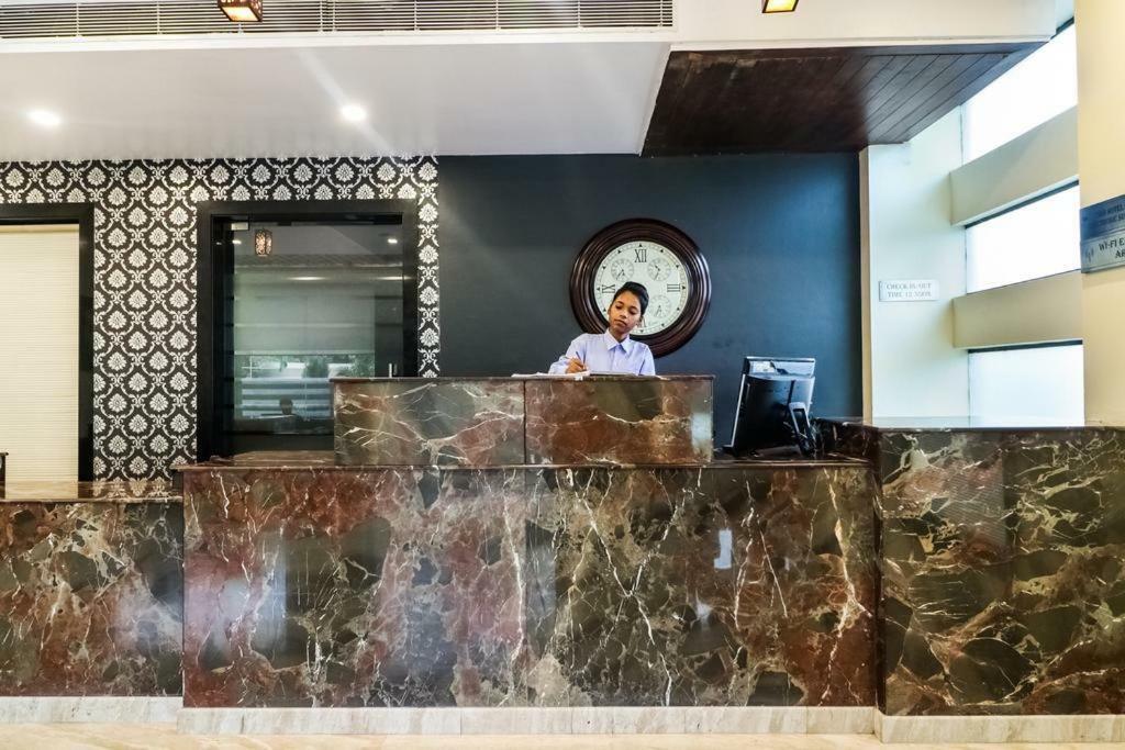 La Silver Leaf Hotel Nawashahr Exterior photo